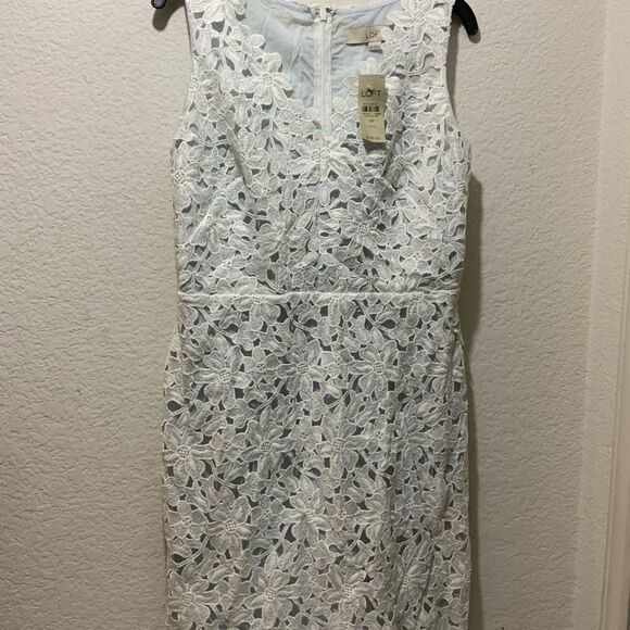New LOFT White Floral Lace Overlay V-Neck Dress Size 0P $118 - Picture 5 of 8